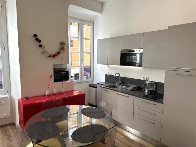 NICE Port 2 pcs 35m² Nice