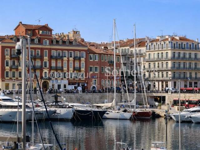 Nice Port appartement 3 pièces étage entier vue Port Lympia. 117m² Nice