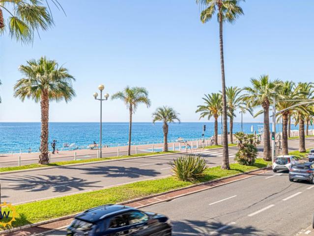 NICE PROMENADE DES ANGLAIS STUDIO VUE MER PANORAMIQUE