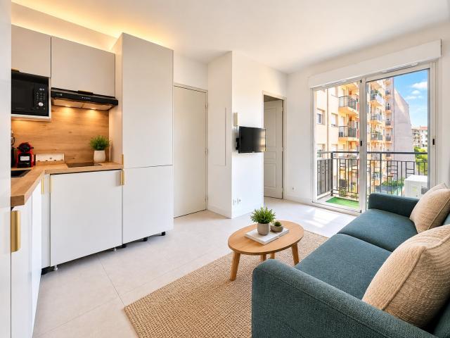 Nice Riquier / Port Studio Avec Terrasse Airbnb 18m² Nice