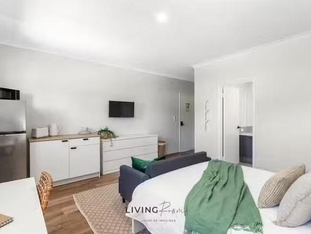 Rental! ROOM 1 Jacqueline Street, Bayswater, WA 6053