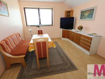 Nice room with balcony – euhabitat