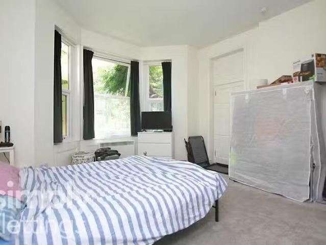Charming Studio flat for rent in Church Walk, Worthing, BN11
