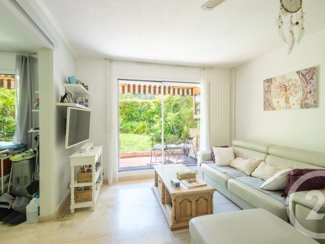 Nice Saint Antoine De Ginestiere: Dans une résidence avec. 92m² Nice