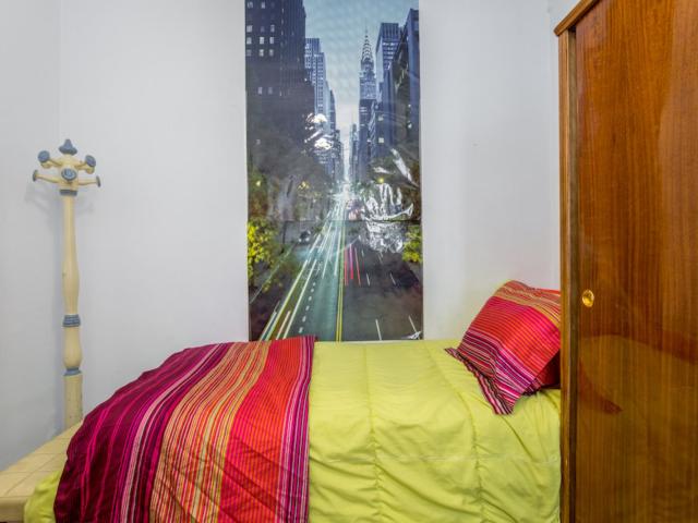 Nice single bedroom close to Facultat de Biblioteconomia i Documentació Universitat de Barcelona
