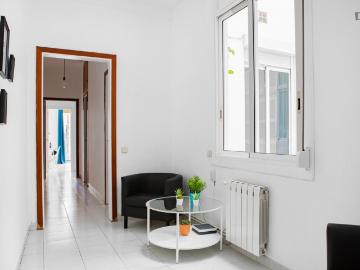 Nice single bedroom in the centre of Barcelona