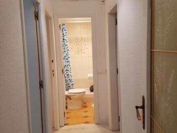 Nice single ensuite bedroom close to Clot station