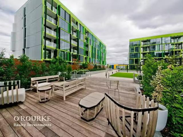 Unique T907/8 Tassels Place, Innaloo, WA 6018