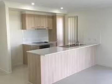 Cozy UNIT 1/21 Monarch Street, Rosewood, QLD 4340