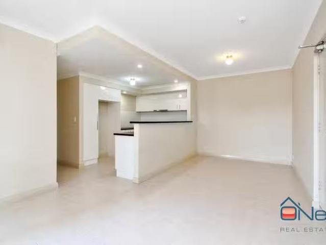 Deal! UNIT 1/41 Orr Street, Maddington, WA 6109