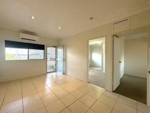 Nice UNIT 2/7 Kaeser Road, Pioneer, QLD 4825