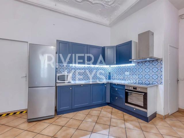 NICE Vieille Ville: Appartement de charme à deux pas de l. 41m² Nice