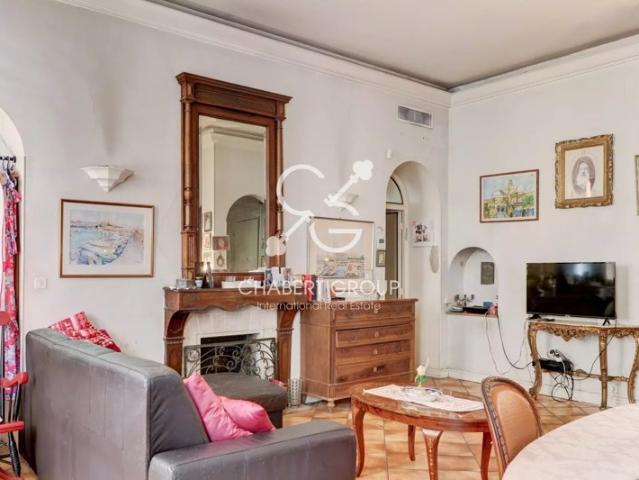 NICE VIELLE VILLE APPARTEMENT 5 PIECES 100 M² ASCENSEUR BALCON CAVE