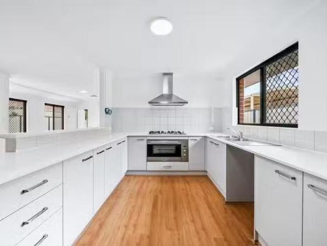 For Rent! Wentworth Parade, Success, WA 6164