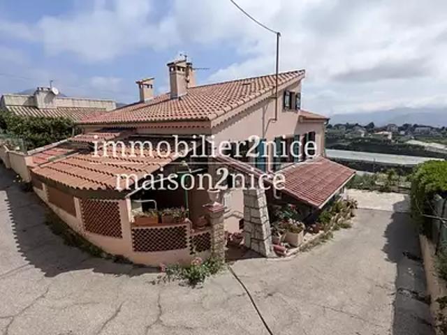 Nice 06000 Achat / Vente maison 5 pièces t5