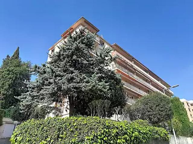 Nice 06100 Achat / Vente appartement 3 pièces t3
