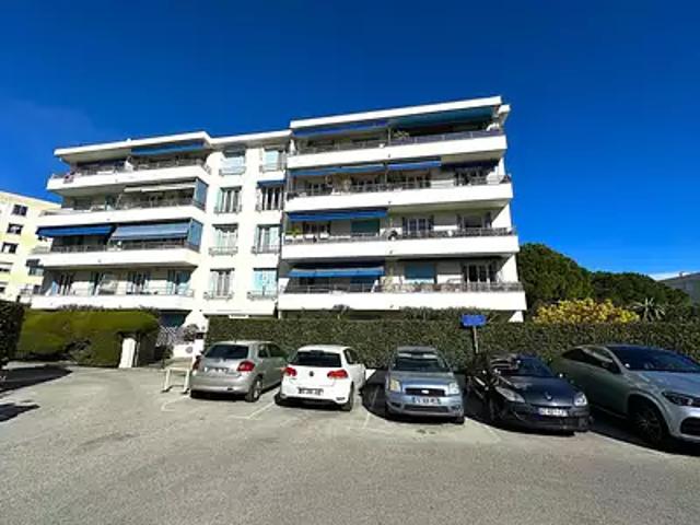 Nice 06200 Achat / Vente appartement 2 pièces t2