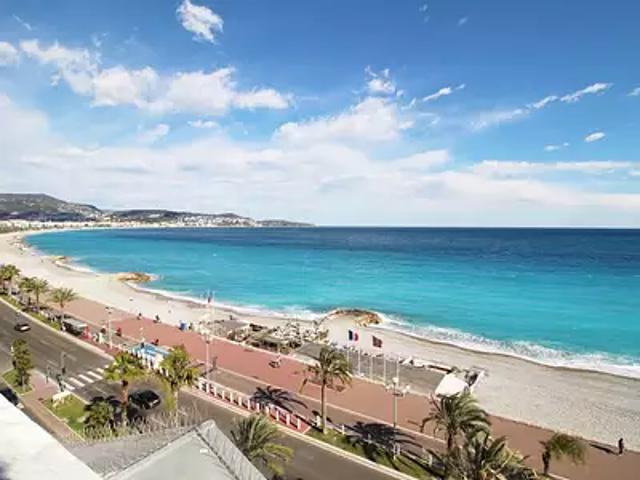 Nice 06200 Achat / Vente appartement 3 pièces t3 au dernier étage