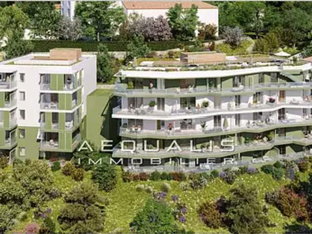 Nice 06200 Achat / Vente appartement 3 pièces t3 au dernier étage piscine