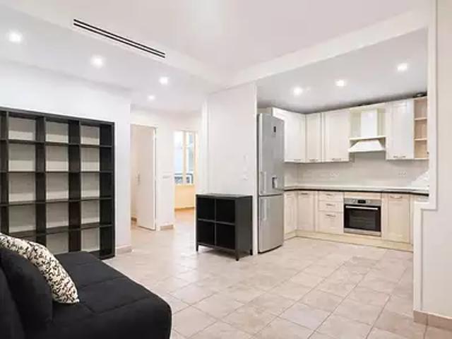 Nice 06300 Achat / Vente appartement 3 pièces t3