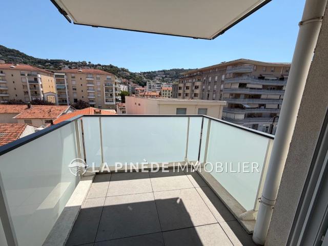 Nice 06300 réf. 852L173A Appartement Nice