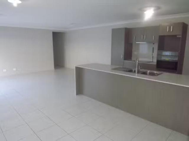 New 1/43 fishan Street, Harlaxton Apartment for rent Listed b.