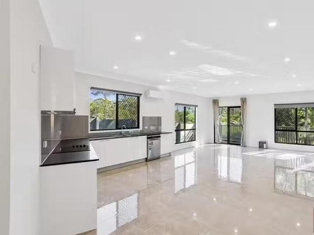For Rent! 1/43A Arbour Way, Regents Park, QLD 4118