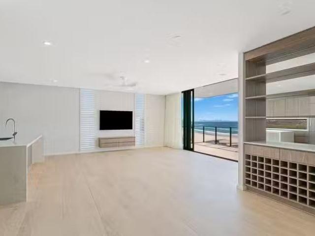 Deal! 1401/10 Coyne Street, Coolangatta, QLD 4225