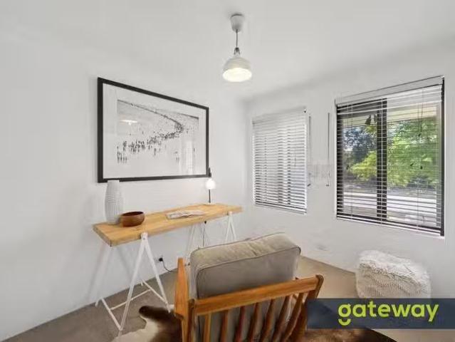 Unique 140 Lyon Road, Aubin Grove, WA 6164