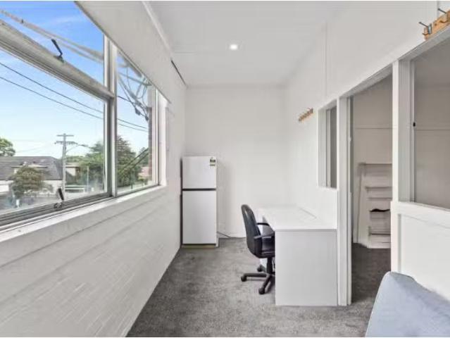 Cheap 142 Sailors Bay Road, Northbridge House for rent Listed.