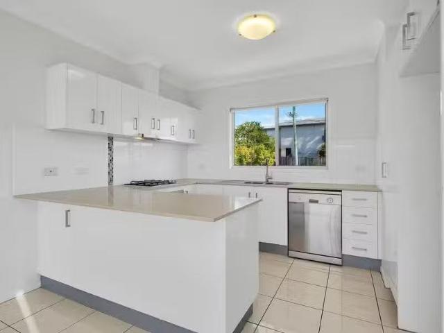 Cheap 1/47 Richmond Road, Morningside Townhouse for rent List.