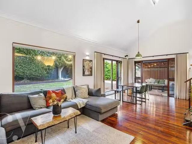 Cozy 145A Forrest Street, Fremantle, WA 6160