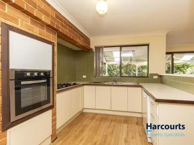 Unique 14 Macdonald Road, APPLECROSS, WA 6153 House for Rent