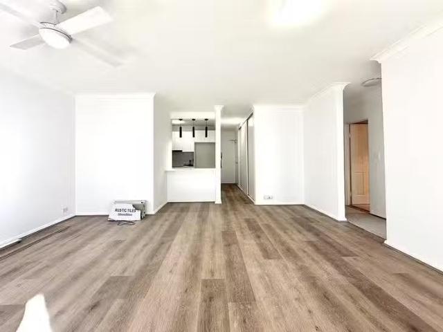Cheap 1/4 Maud Street, Granville, NSW 2142