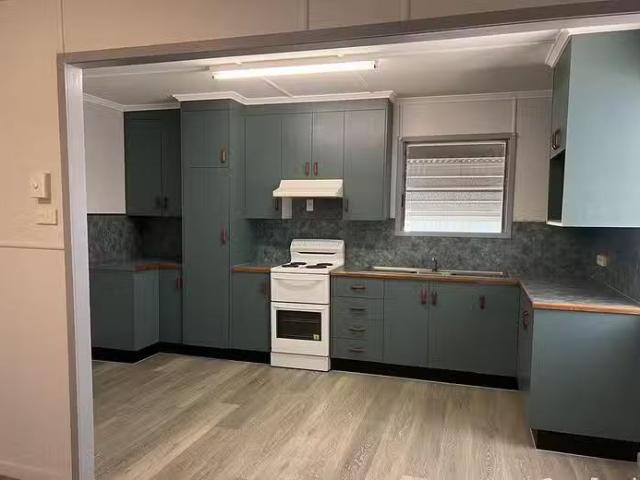 Cozy 14 Arnold Street, Blackwater, QLD 4717
