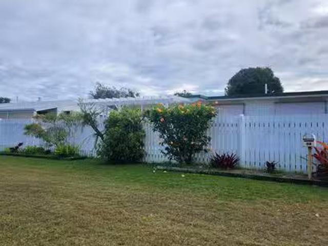 Nice 14 Colyton Street, Torquay, QLD 4655