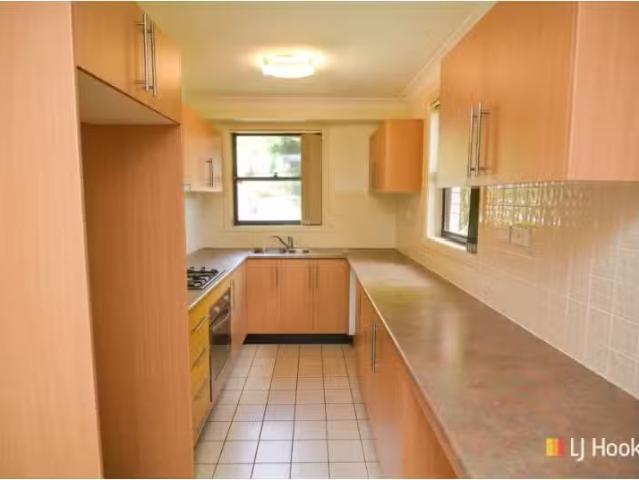 Cheap 1/4 Hill Street, Lithgow Apartment for rent Listed by L.