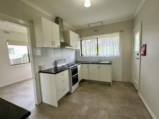 Charming 14 Lawson Street, Moonah, TAS 7009