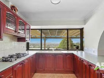 Rental! 14 Stillwater Way, Edgewater, WA 6027