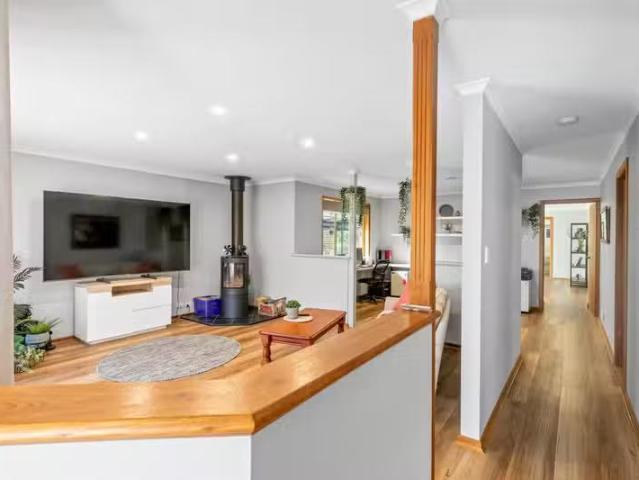 New 14 Uplands Street, MOUNT BARKER, SA 5251 House for Rent
