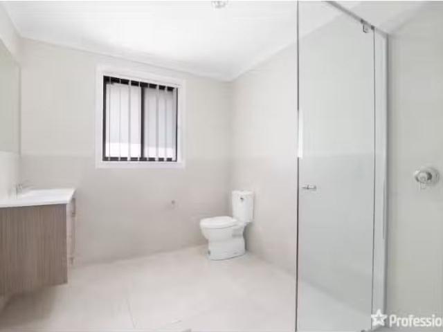 Rental! 14a Pasture Street, Armidale Townhouse for rent Liste.