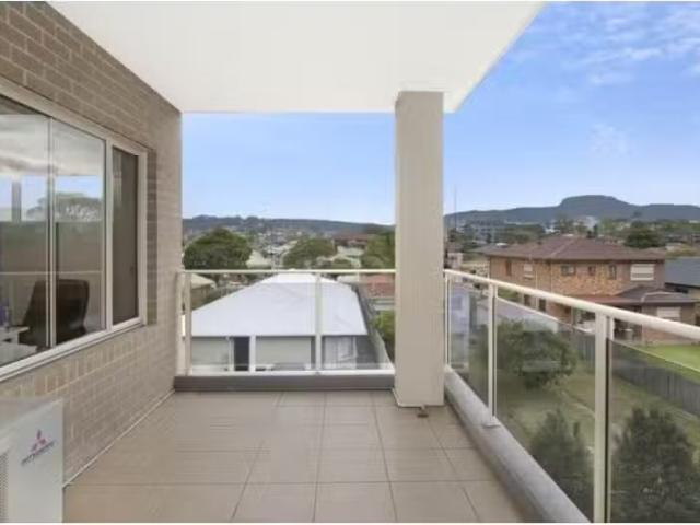 Unique 15/22 24 Beatson Street, Wollongong Apartment for rent.