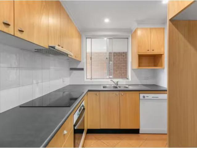 Deal! 15/7 Wetherill Street, Narrabeen Apartment for rent Lis.