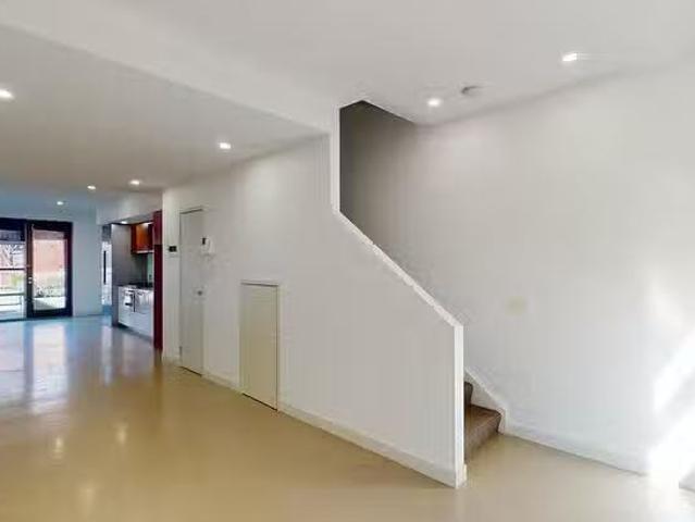 Cozy 15/5 Industry Lane, Coburg, VIC 3058