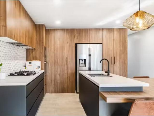 New 158 Chatham Street, Broadmeadow House for rent Listed by.