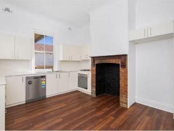 Charming 158 Nicholson St, Goulburn House for rent Listed by.