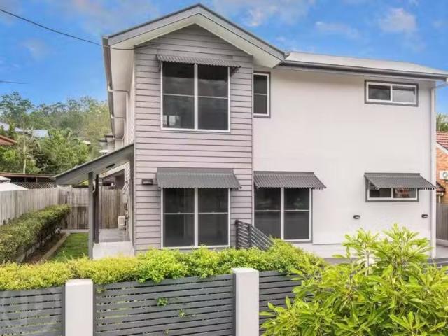 Nice 1/59 Lawson Street, MORNINGSIDE Townhouse for rent Liste.