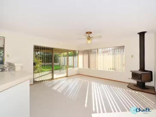 New 15 Madeira Place, Safety Bay, WA 6169