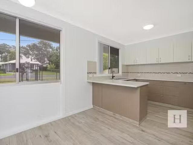 For Rent! 15 Malvina Parade, Gorokan, NSW 2263