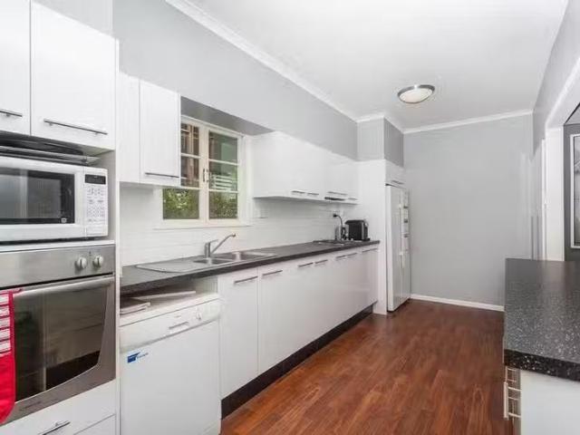 Nice 15 Merchiston Street, Acacia Ridge, QLD 4110